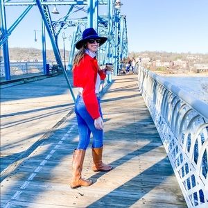 Meet your Posher, Ann louise